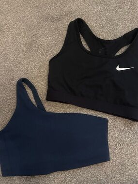 Nike Black Sports Bra & Navy One-Shoulder Tank